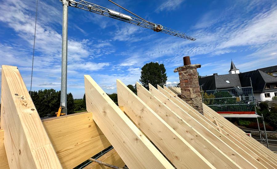 ©Roofland - Rénovation du toit d'une maison individuelle avec dépendances